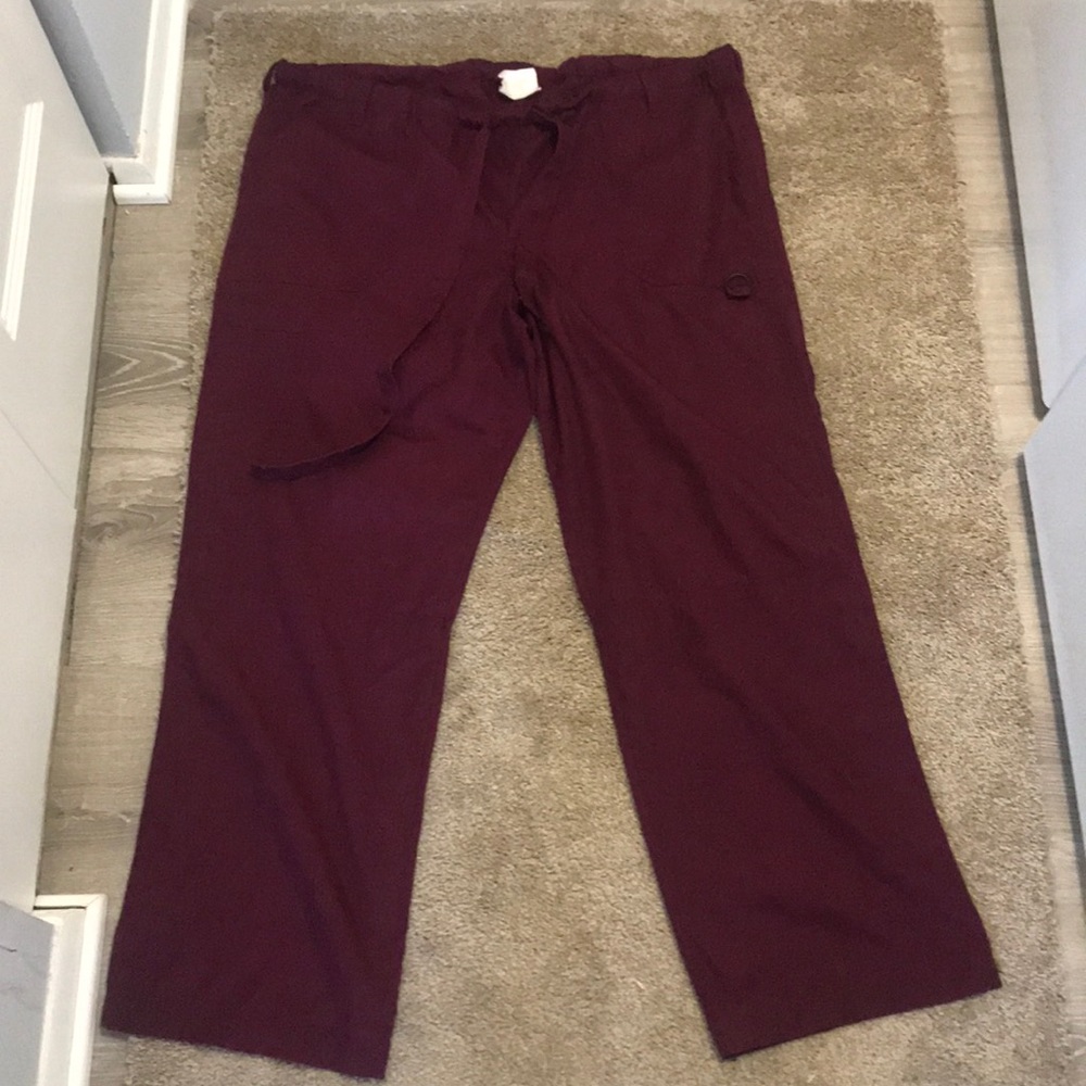 Scrub set - Picture 3 of 3